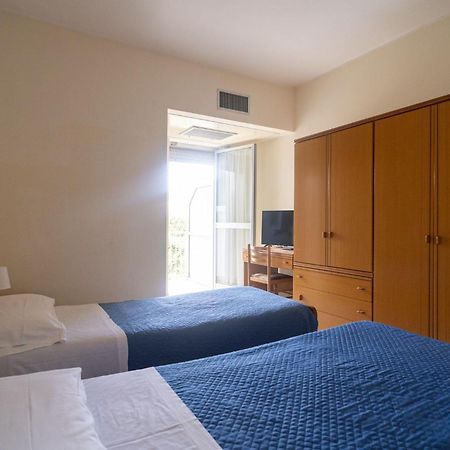 Hotel La Fonte A 300M Uscita A14 Pescara Nord Citta Sant'Angelo Dış mekan fotoğraf