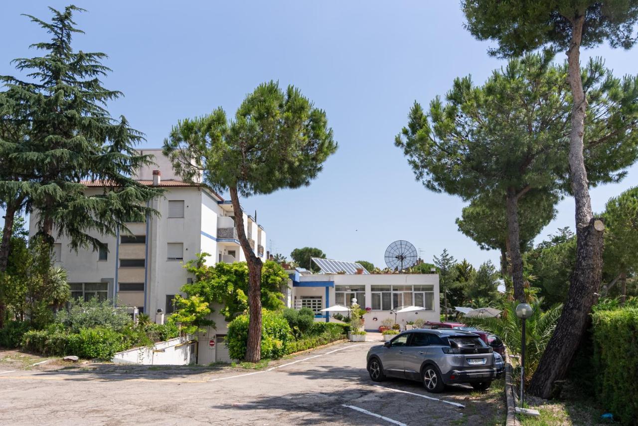 Hotel La Fonte A 300M Uscita A14 Pescara Nord Citta Sant'Angelo Dış mekan fotoğraf