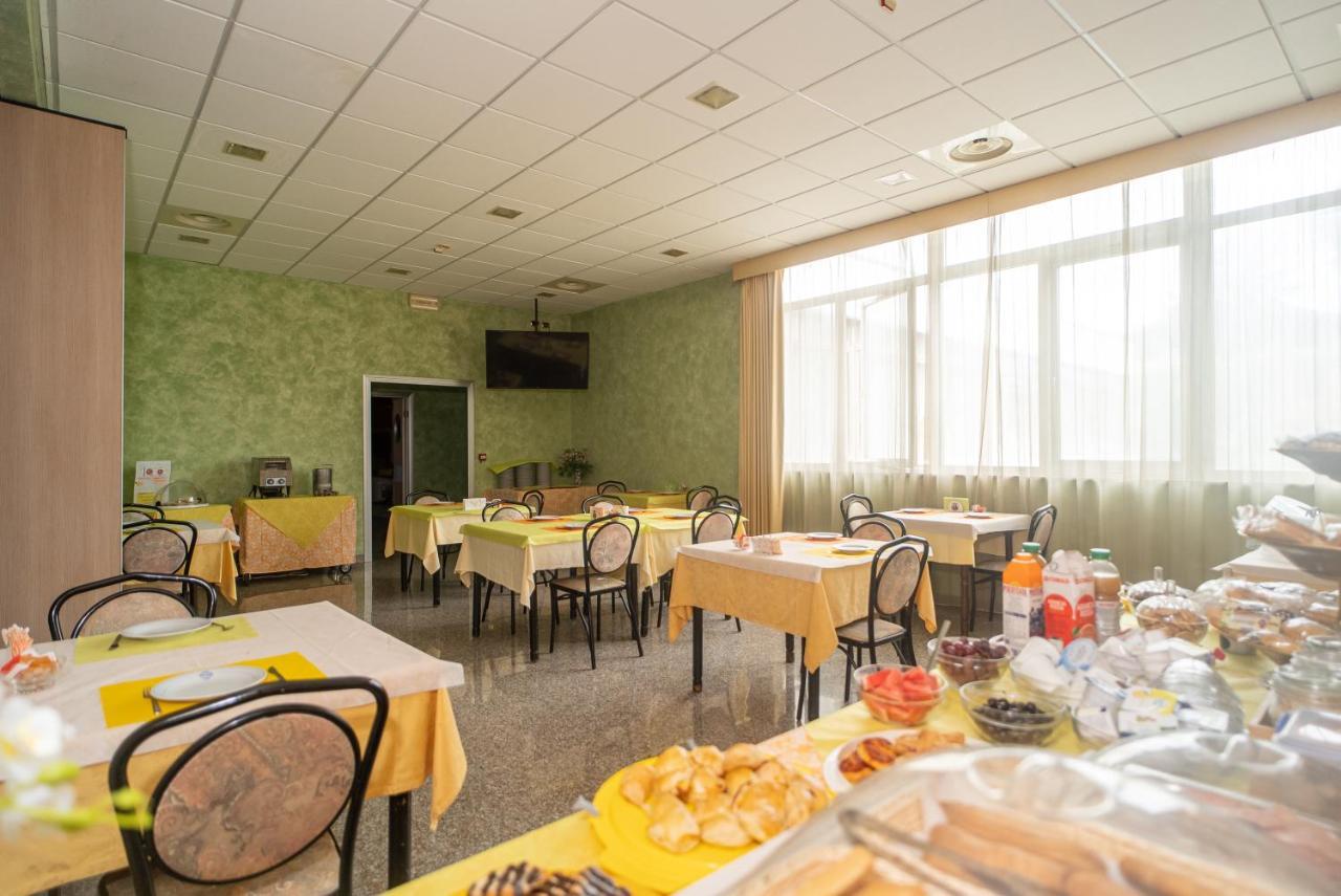 Hotel La Fonte A 300M Uscita A14 Pescara Nord Citta Sant'Angelo Dış mekan fotoğraf